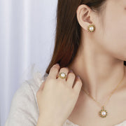 Sunflower Freshwater Pearl Set – Earrings, Ring & Pendant